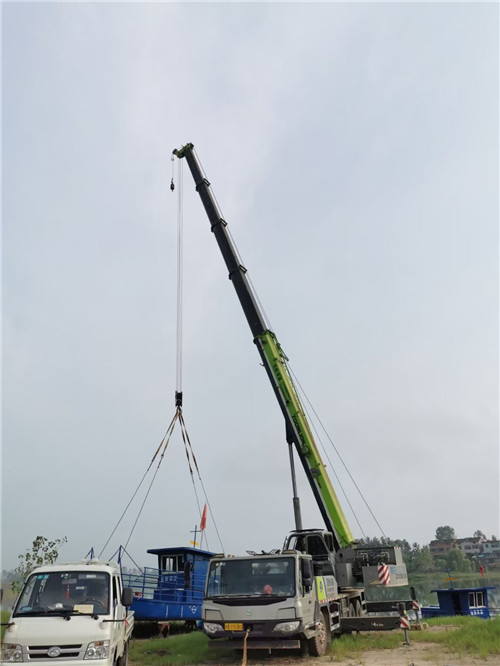 定兴县桥梁建设吊装案例